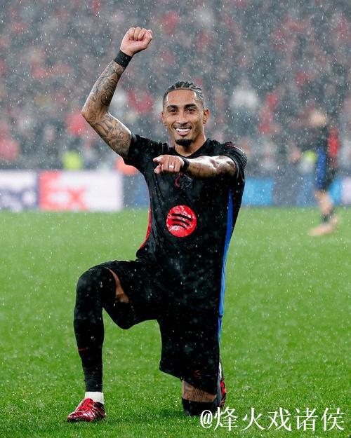 剑南春|拉菲尼亚双响助巴萨2-0奥萨苏纳,费兰遗憾进球被吹 剑南春|拉菲尼亚双响助巴萨2-0奥萨苏纳,费兰遗憾进球被吹