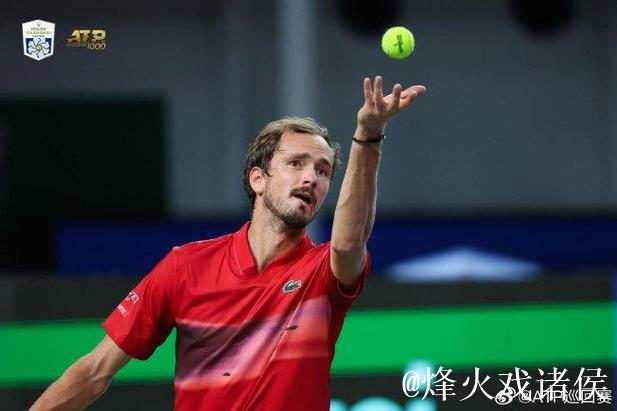 上海赛第5日辛纳梅德韦德夫进16强 外场因雨取消 上海赛第5日辛纳梅德韦德夫进16强 外场因雨取消